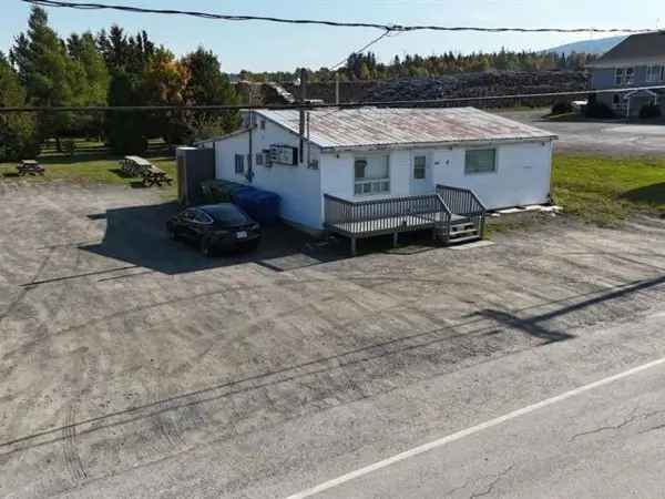 Restaurant for Sale in La Redemption, Bas-Saint-Laurent