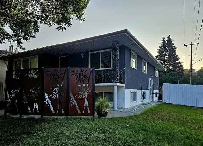 Bright Basement Suite near Downtown Calgary