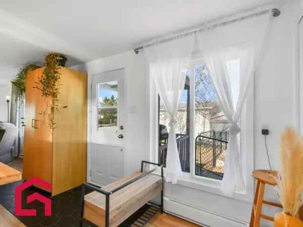 Mobile Home for Sale Montérégie 2 Bedrooms Large Lot