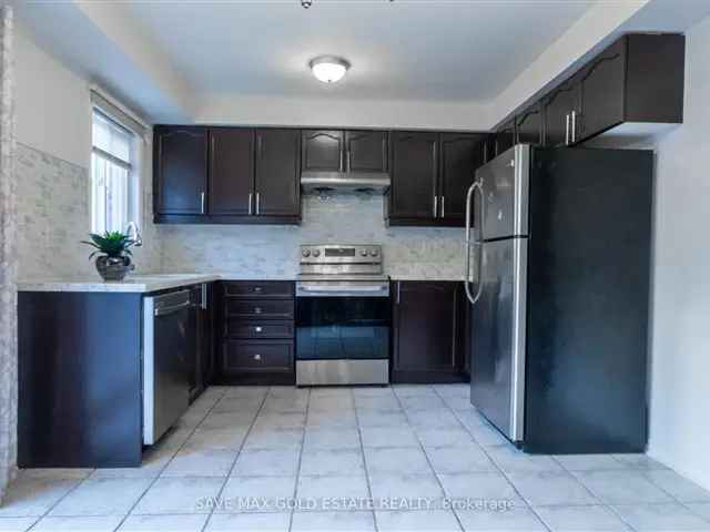 House For Sale in Brampton, Ontario