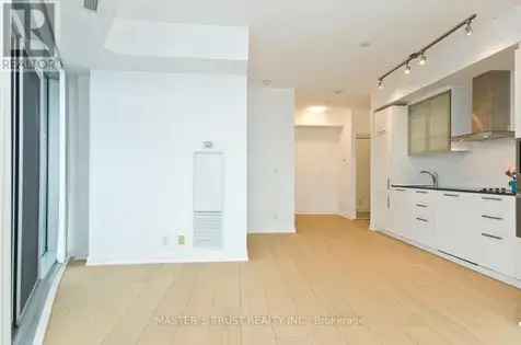 2 rooms apartment of 1993 m² in Toronto