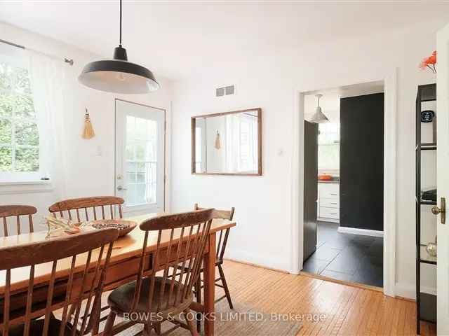 House For Sale in Peterborough, Ontario