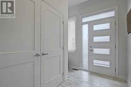 3 1 Bedroom Townhome in Kanata 2190 sq ft