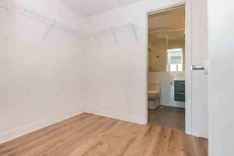 1 Room 67m² Montreal Condo Apartment Rental