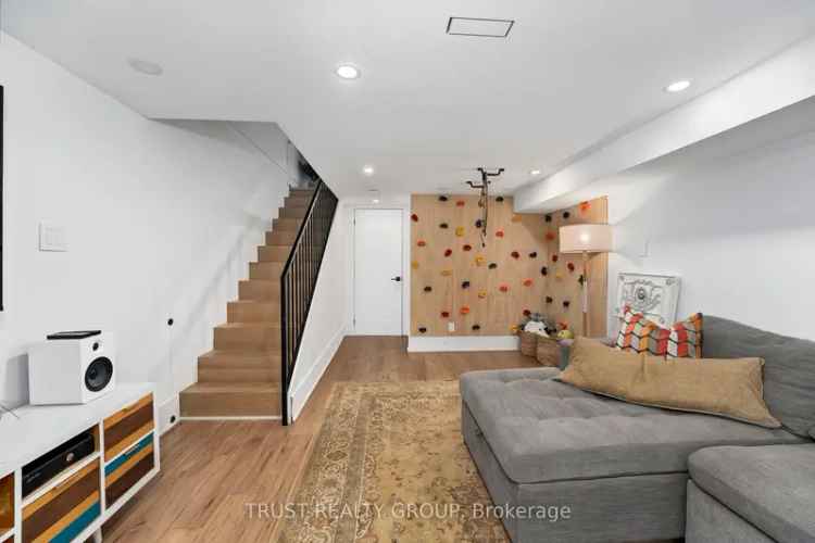 Buy semi-detached house on Perth with modern renovations and outdoor space