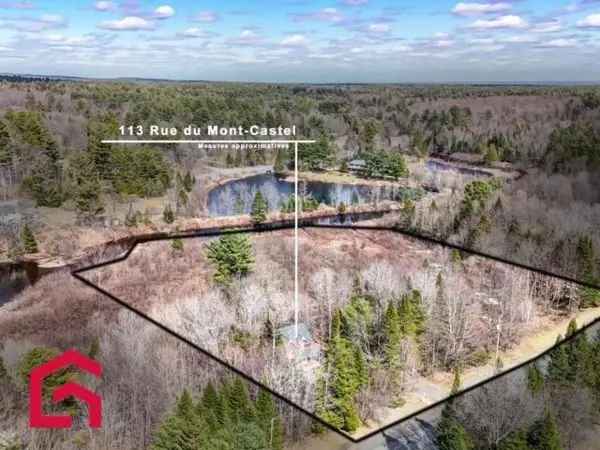 Two or More Storey House for Sale Laurentides Renovated
