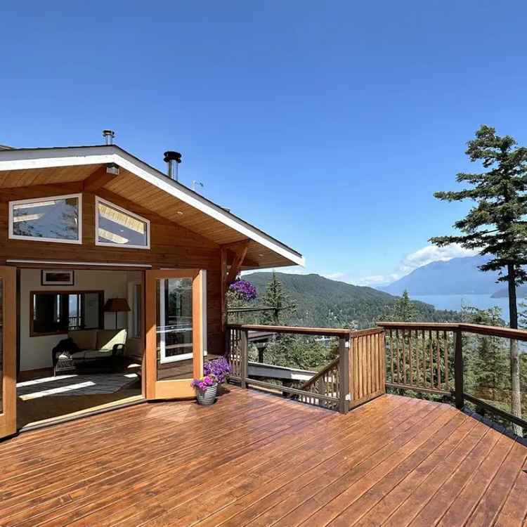 Bowen Island Family Home Stunning Ocean Views