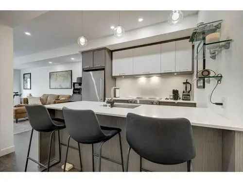 Condo For Sale In South Calgary, Calgary, Alberta