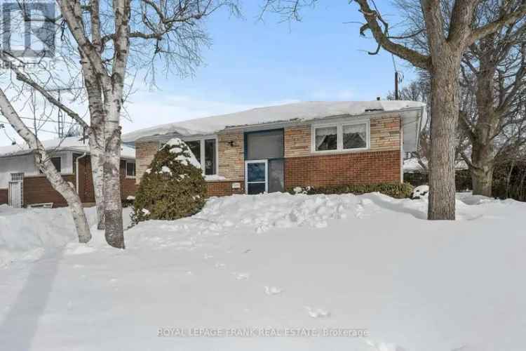 Spacious 4 Bedroom Raised Bungalow in Oshawa