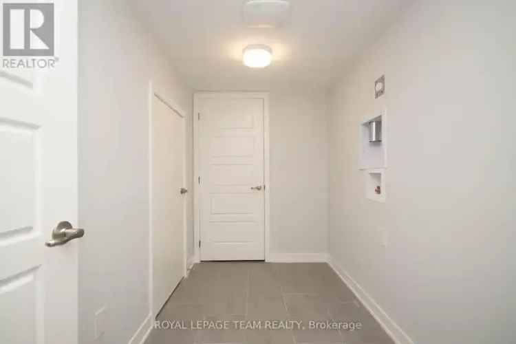 142 Anthracite Private Townhouse Ottawa
