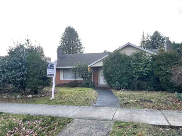 5 Bed 4 Bath Split Level Home near Oakridge Park Vancouver