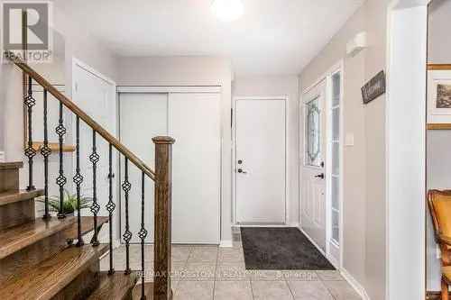 House for Sale in Barrie Ontario with 3 Bedrooms and Upgrades