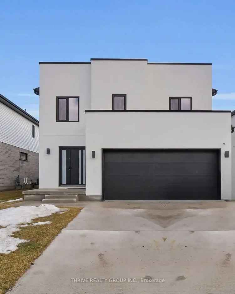 Kilworth Heights 3-Bed 2.5-Bath Home High-End Upgrades