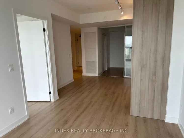 Downtown Toronto Condo 2 Beds 2 Baths Parking Amenities