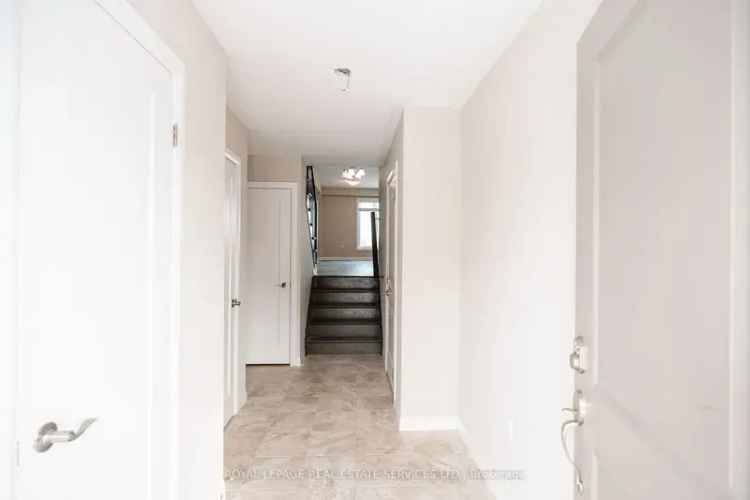 Charming 2-Story Townhouse Hamilton Mountain Move In Ready