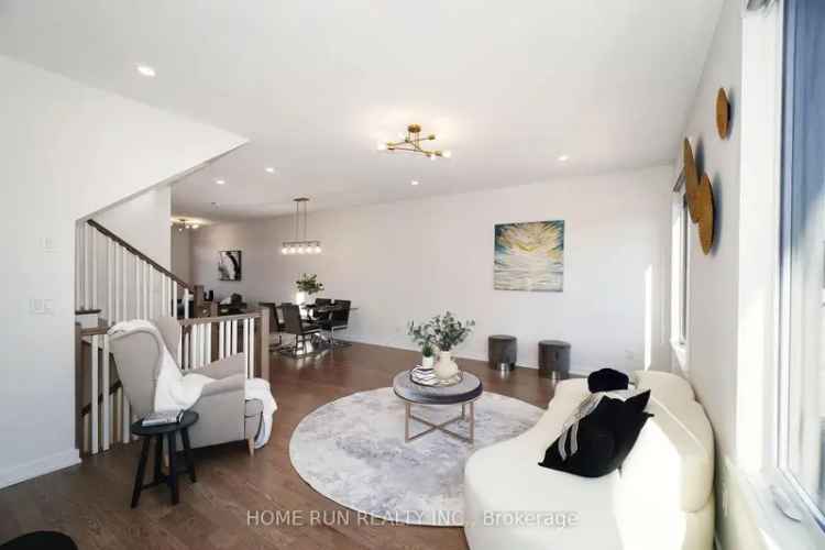 2300 SQFT 4 Bed 3 Bath Semi-Detached Home Double Garage Wateridge Village