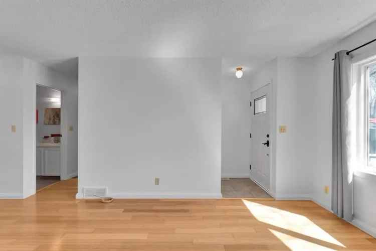 House For Sale , Calgary, Alberta