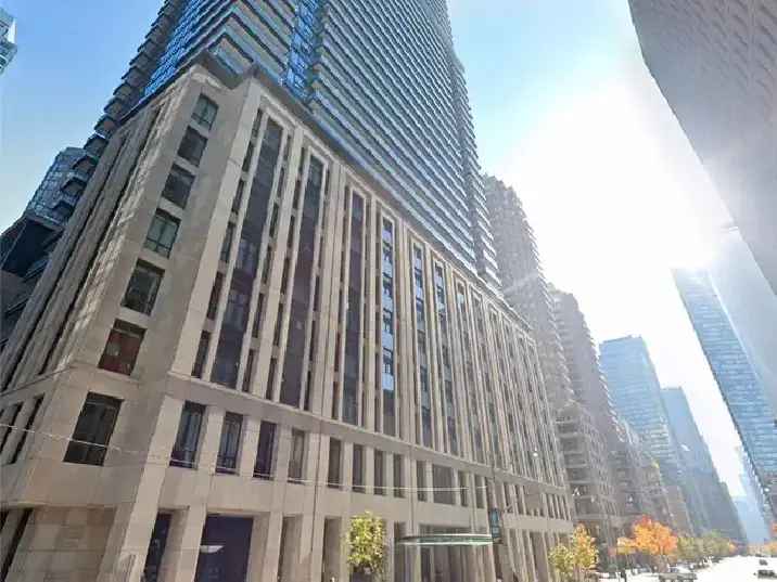 Rent 1 Bedroom Condo in Downtown Toronto with City View