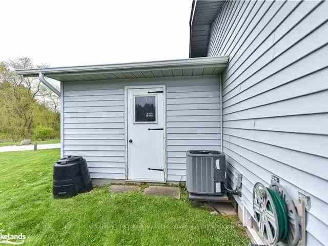 2 Bedroom Bungalow Adult Community Pond View