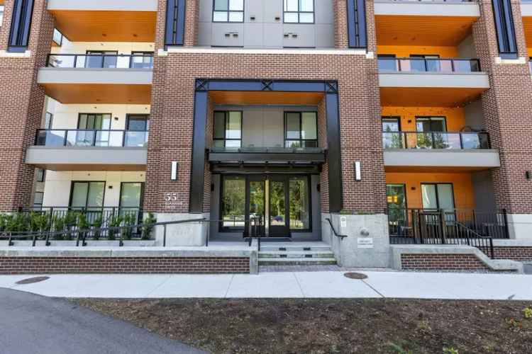 A $875,000.00 Apartment/Condo with 2 bedrooms in Port Moody Centre, Port Moody