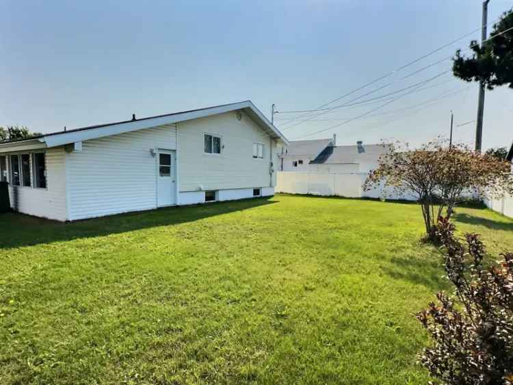 Bungalow for sale, 428, Rue Marchand, Matane - Proprio Direct