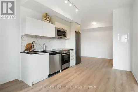 2 rooms apartment of 49 m² in Toronto