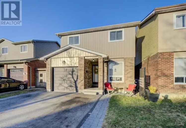 Charming Langston 5-Bedroom Backsplit Family Home