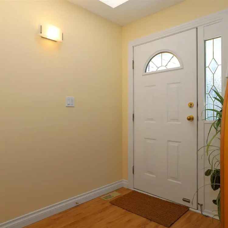West Sechelt Rancher with Gardens Greenhouses 3 Beds 2 Baths