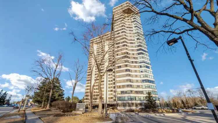 House For Sale in 1300, Bloor Street, Mississauga, Ontario