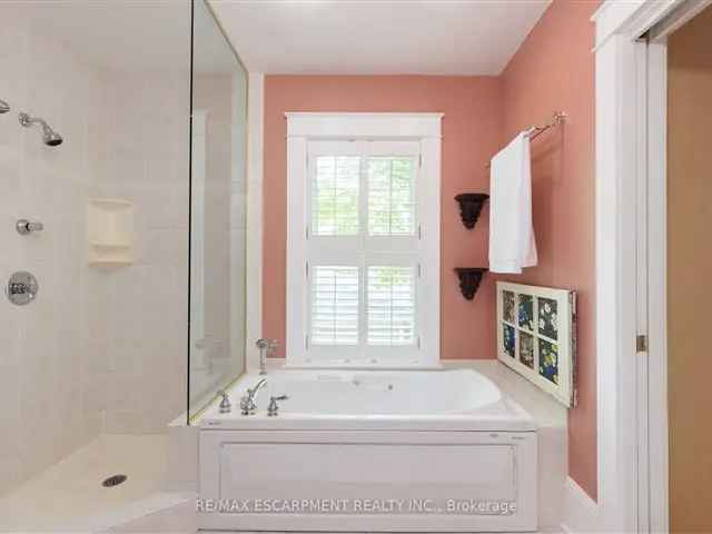 House For Sale in 302, William Street, Oakville, Ontario