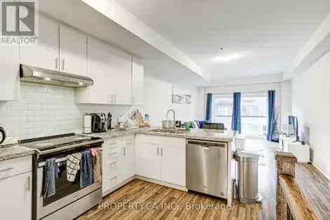 3 rooms apartment of 604 m² in Toronto