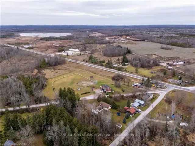 4 Bed 2 Bath Family Home Near Wiarton and Owen Sound