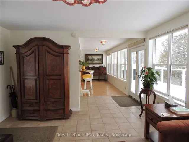 Lake Eugenia Waterfront Home with Sand Beach and Bunkie