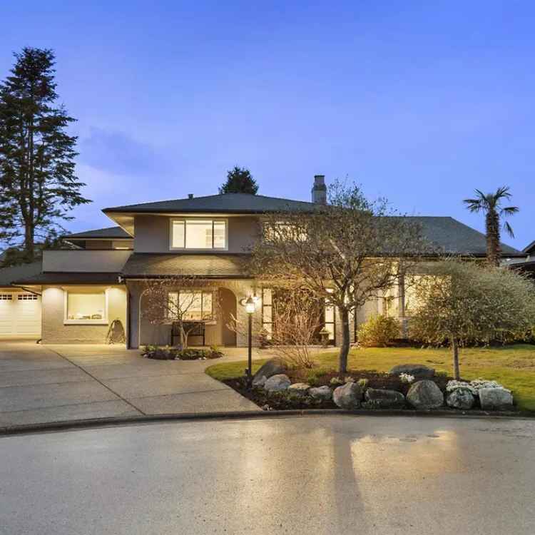 5-Bed Family Home with Pool in Upper Tsawwassen