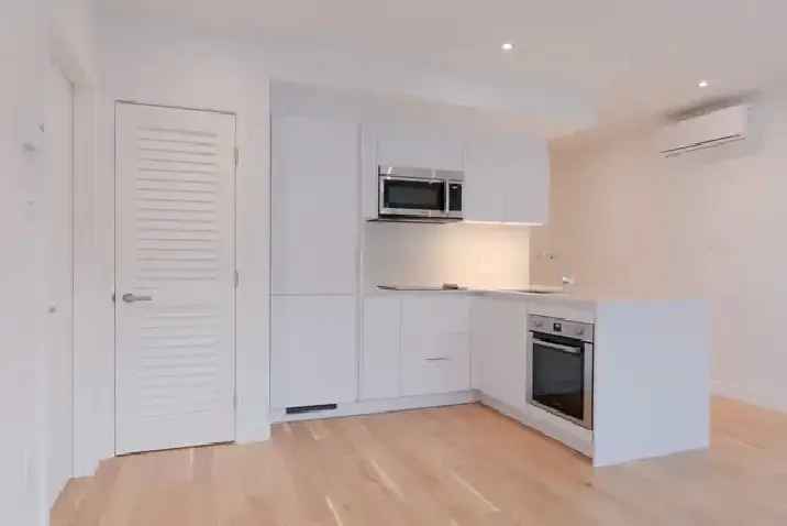 Renovated 1-Bedroom Apartment Near UDEM