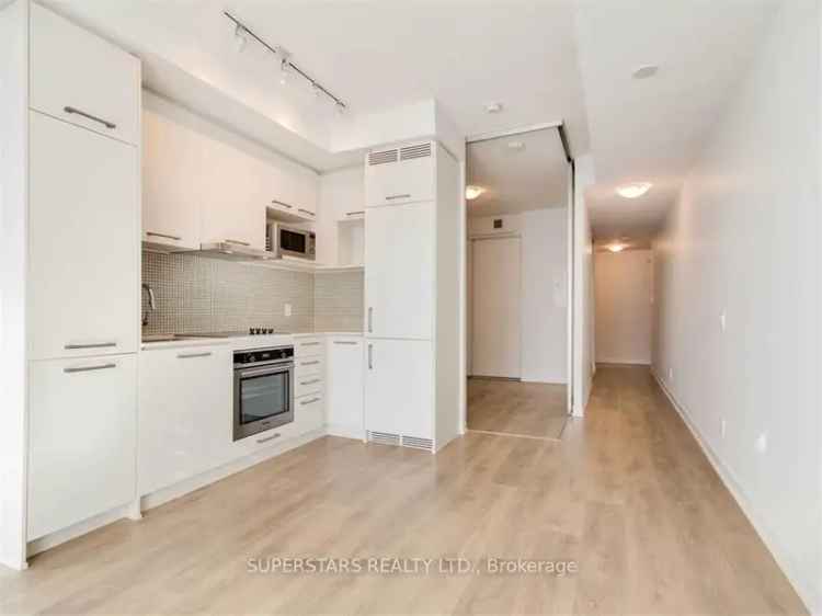 Condo For Rent in 87, Peter Street, Toronto, Ontario