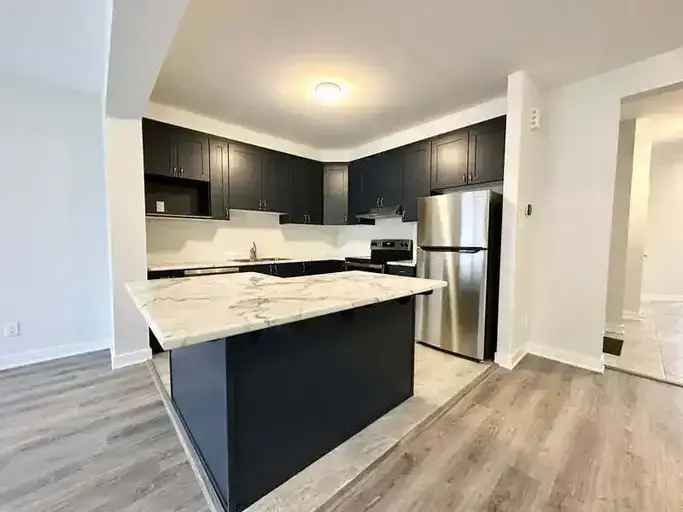 Apartment For Rent in 2145, Winsome Terrace, Ottawa, Ontario