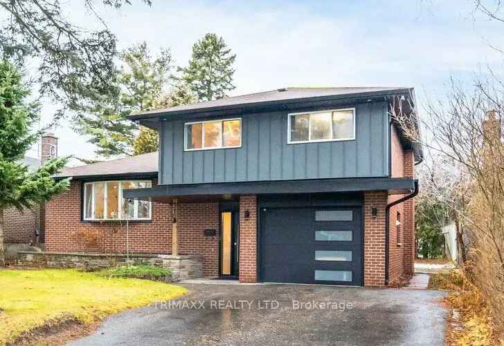 House For Sale in Oshawa, Ontario