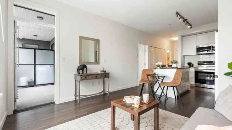 Fleetwood Tynehead Condo for Sale 1BR+Den