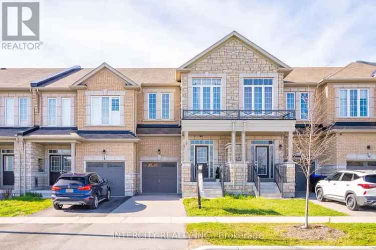 3-Bedroom Freehold Townhouse in Bradford West Gwillimbury