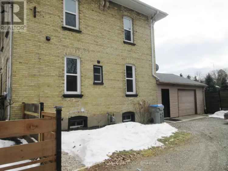 House For Sale in Strathroy-Caradoc, Ontario