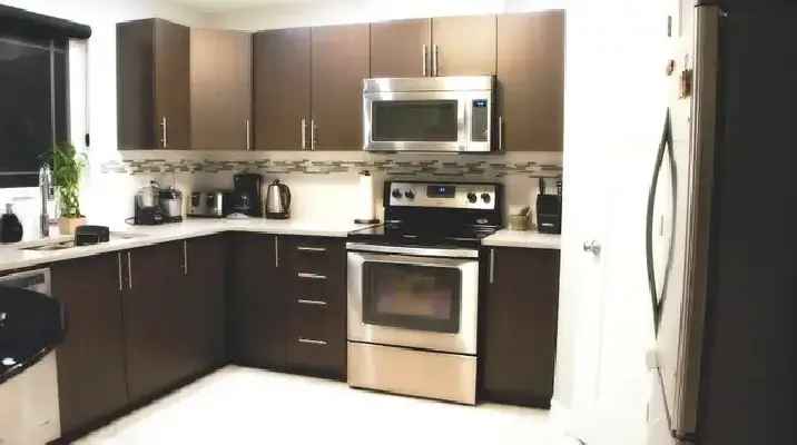 Two Bedroom Condo for Rent,Ottawa area,Next to Montfort Hospital