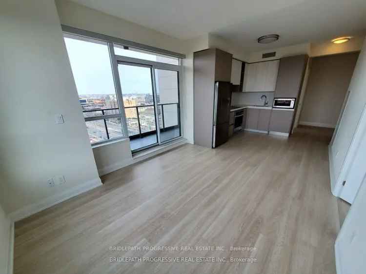 Luxury Valleymede Towers Condo 2 Beds Open Concept Hardwood Floors