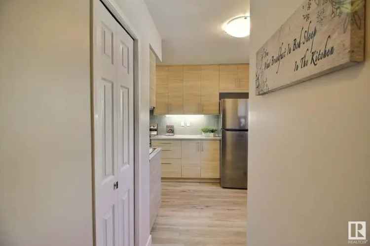 Renovated townhome for rent in Spruce Grove with greenspace access