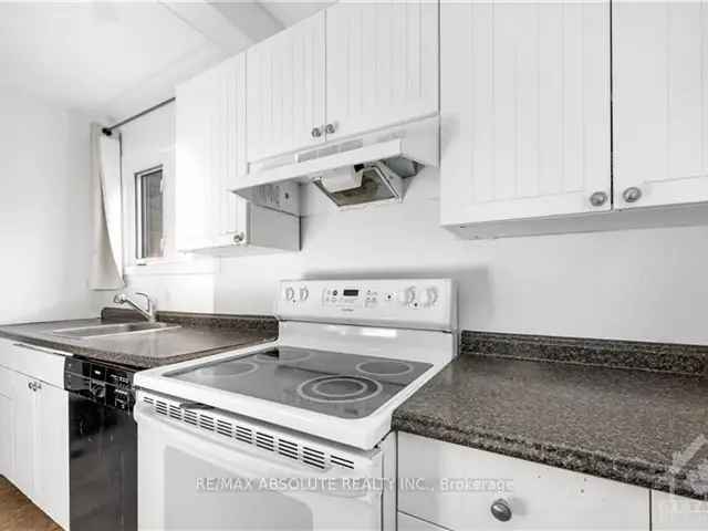 House For Sale in Greater Madawaska, Ontario