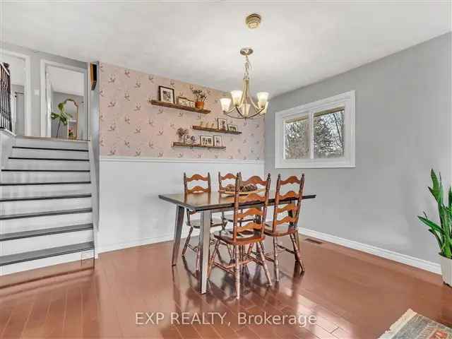 House For Sale in 16, Applewood Drive, Belleville, Ontario