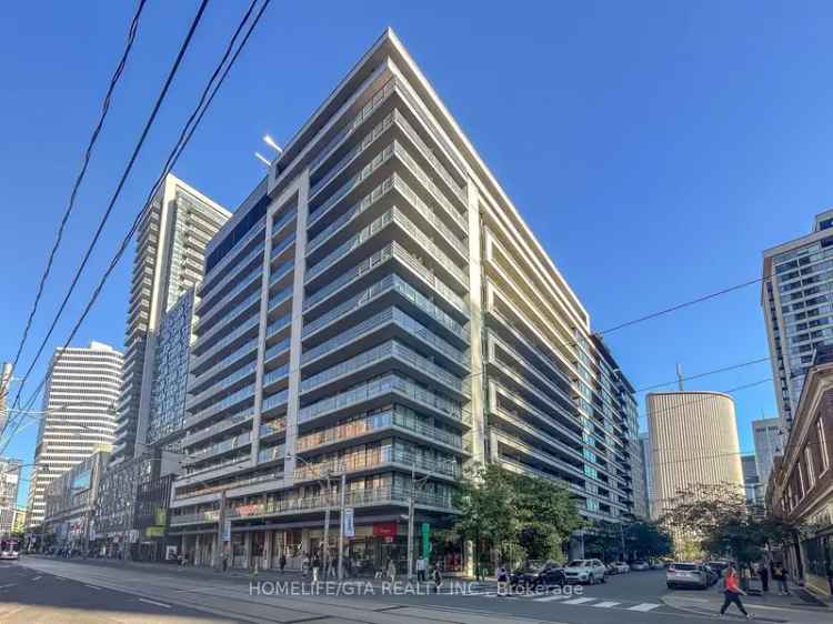 Condo For Sale in 111, Elizabeth Street, Toronto, Ontario