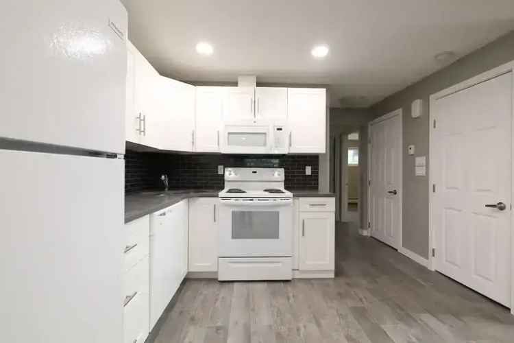 Sherwood Park 2 Bedroom Basement Suite - Modern & Spacious