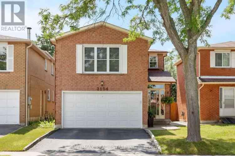 Immaculate 3 Bed 3 Bath Detached Home in Meadowvale Mississauga