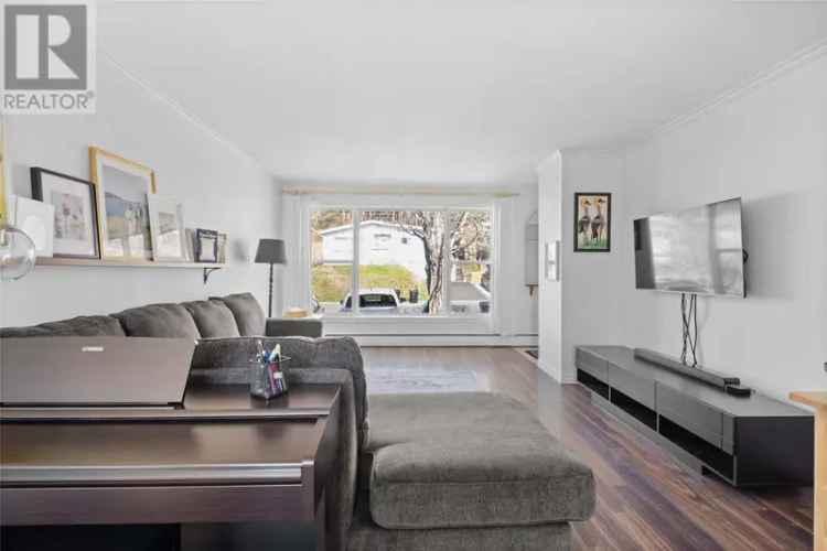 Two Apartment Home Near Memorial University and Avalon Mall